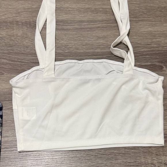 Cream Crop Top and Checkered Leggings Set - Picture 4 of 10